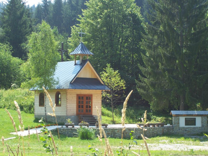 kaplika v Harvelce